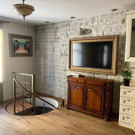 Apartment Armas Korter Kesklinnas Saun Ja Tasuta Parkimine *